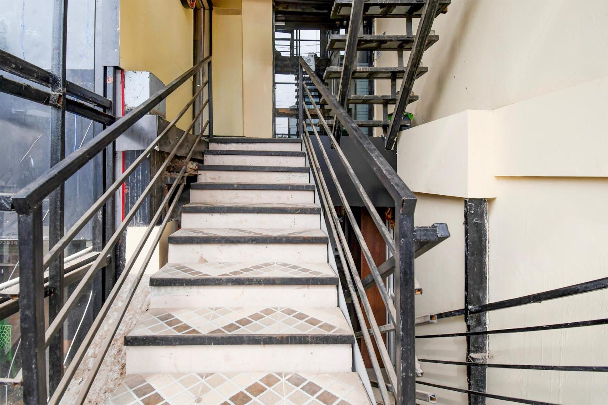 Super Hotel O Pra Guest House Bhubaneswar Dış mekan fotoğraf